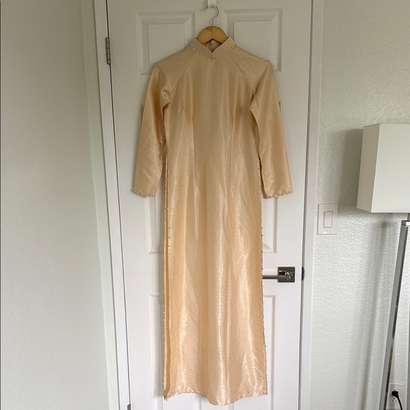 Vietnamese Ao Dai Dress with Beaded Pearls and Pants Set - Picture 2 of 12